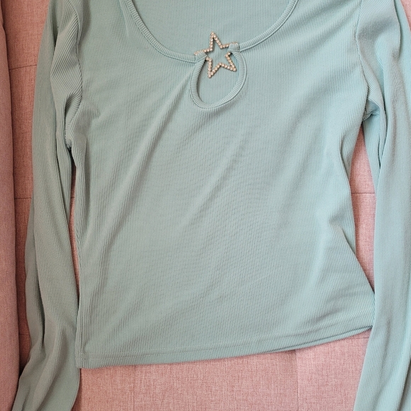 Rue 21 teal star top - Picture 2 of 4